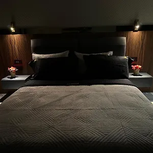 https://la-mirage-apartament-01.albaniahotels.org